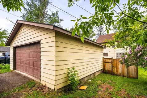 2001 E 9th Street Duluth MN 55812