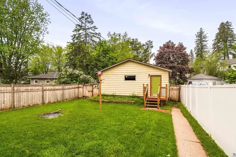 2001 E 9th Street Duluth MN 55812
