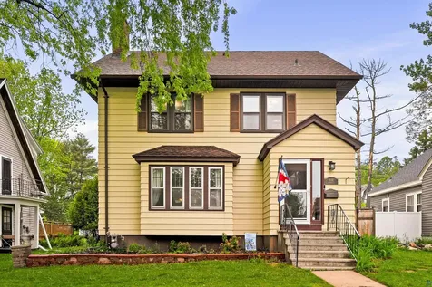 2001 E 9th Street Duluth MN 55812