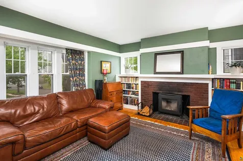 2001 E 9th Street Duluth MN 55812