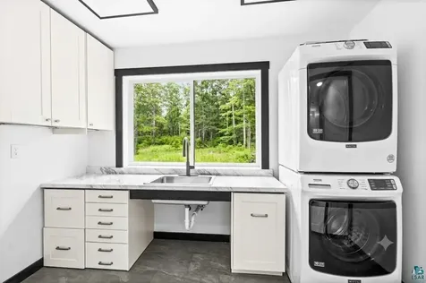 4685 Aune Road Saginaw MN 55779
