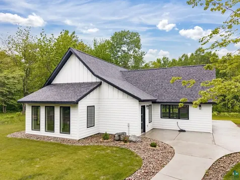 4685 Aune Road Saginaw MN 55779
