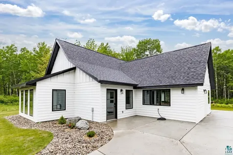 4685 Aune Road Saginaw MN 55779