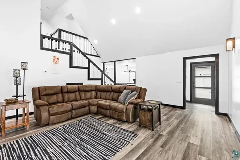 4685 Aune Road Saginaw MN 55779