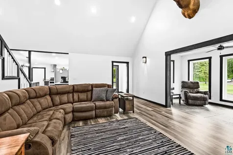 4685 Aune Road Saginaw MN 55779