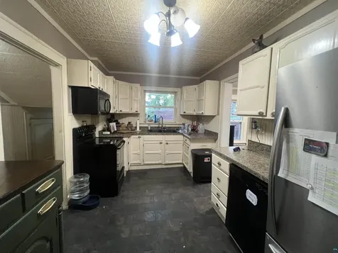 302 Ave C Cloquet MN 55720