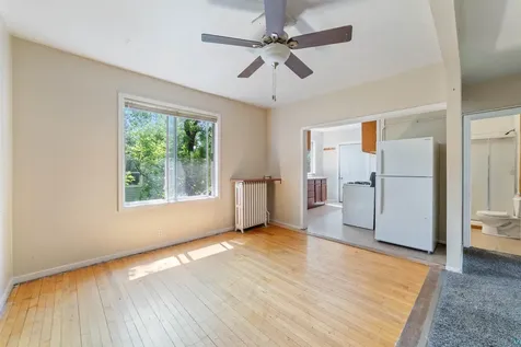 1511 E 4th Street Duluth MN 55812