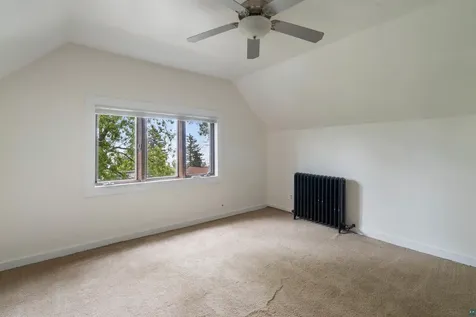 1511 E 4th Street Duluth MN 55812