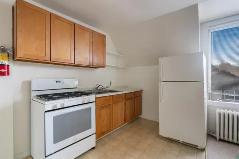 1511 E 4th Street Duluth MN 55812