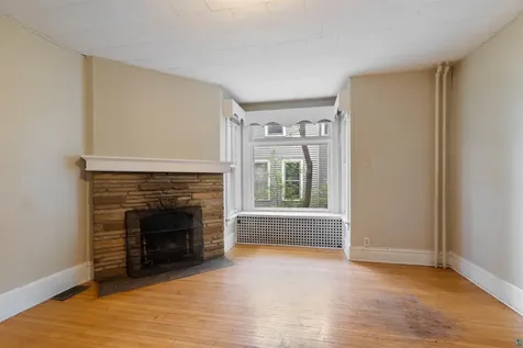 1511 E 4th Street Duluth MN 55812