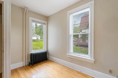1511 E 4th Street Duluth MN 55812