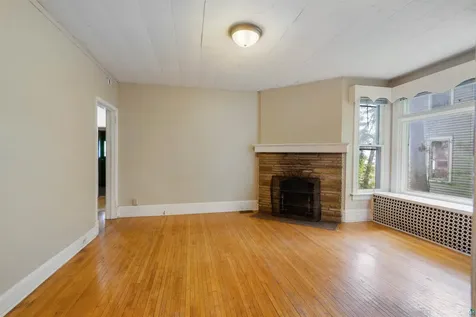 1511 E 4th Street Duluth MN 55812