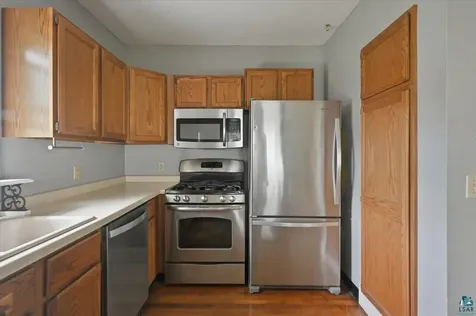 1514 E 4th Street Superior WI 54880