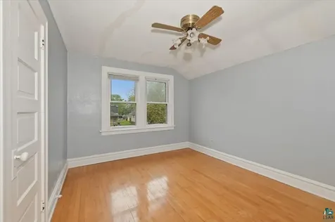 1514 E 4th Street Superior WI 54880