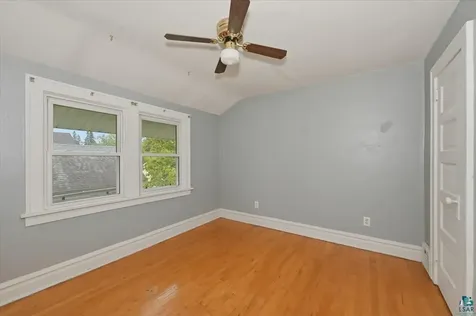 1514 E 4th Street Superior WI 54880