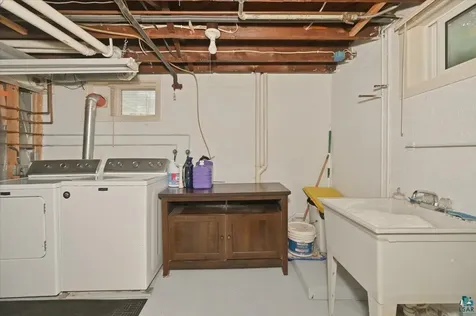 1514 E 4th Street Superior WI 54880