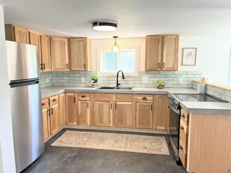 5260 Midway Road Duluth MN 55810