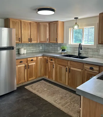 5260 Midway Road Duluth MN 55810