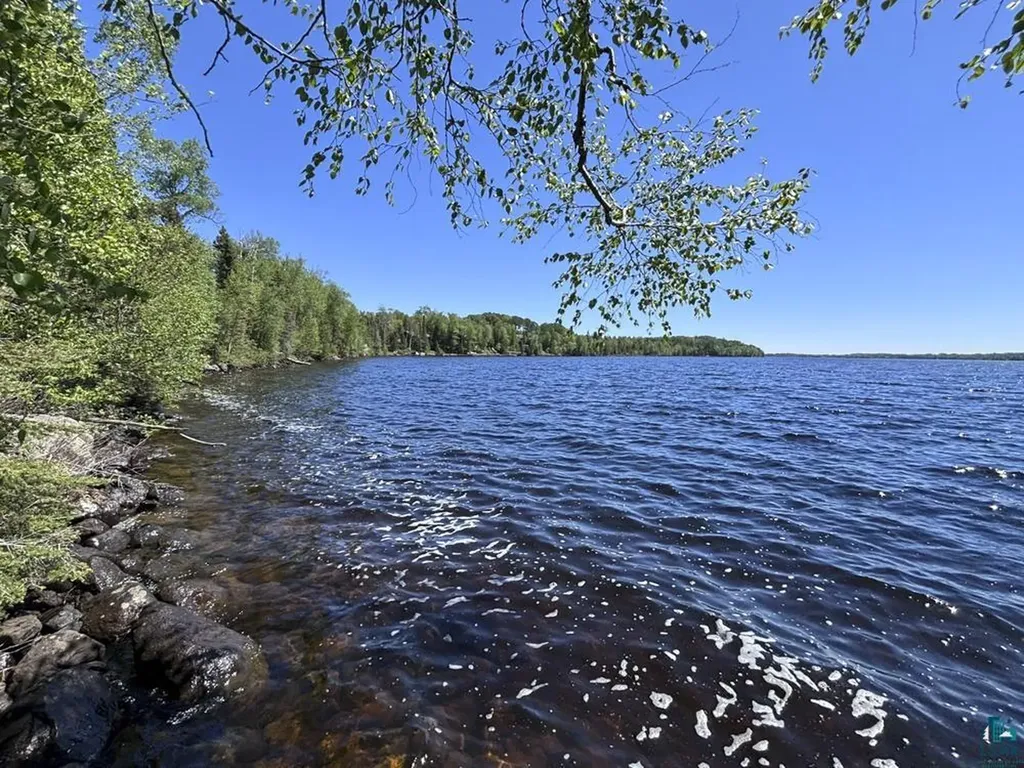 12 Wesley Lane Grand Marais MN 55604