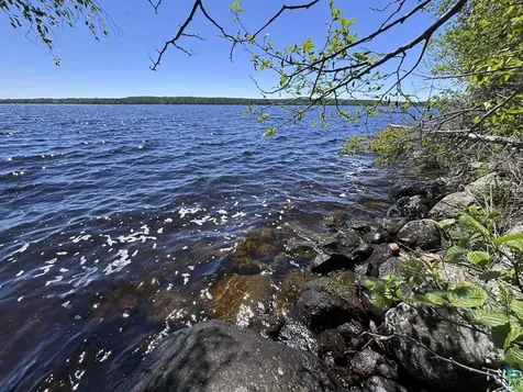 12 Wesley Lane Grand Marais MN 55604