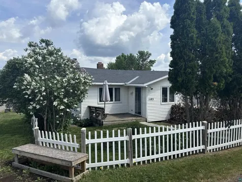 1103 E Washington Street Ely MN 55731
