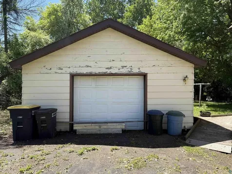 109 12th Avenue E Ashland WI 54806