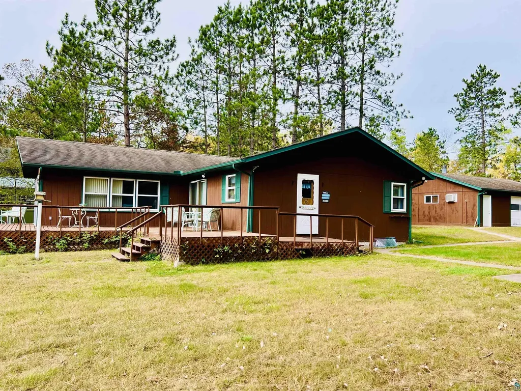 10550 S Lake Of The Woods Road Solon Springs WI 54873