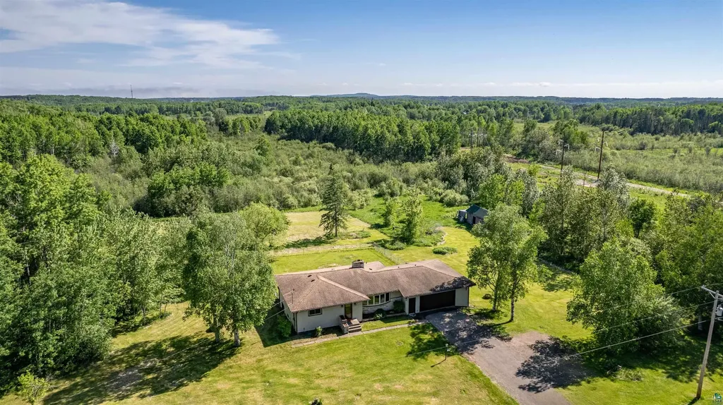 5334 Morris Thomas Road Hermantown MN 55811