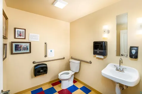 21 N Lake Avenue Duluth MN 55802