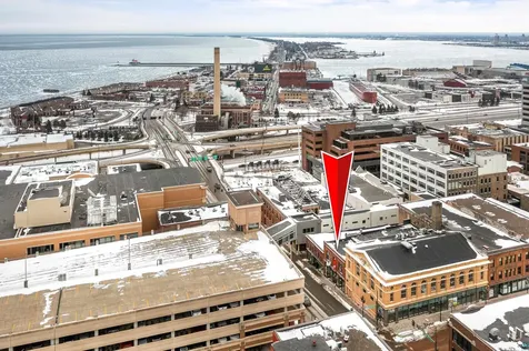 21 N Lake Avenue Duluth MN 55802