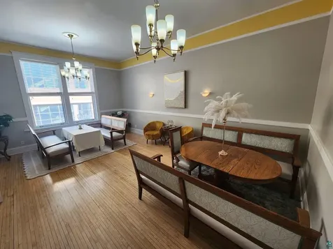21 N Lake Avenue Duluth MN 55802
