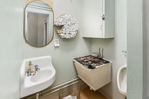 21 N Lake Avenue Duluth MN 55802