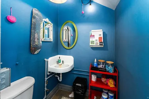 21 N Lake Avenue Duluth MN 55802