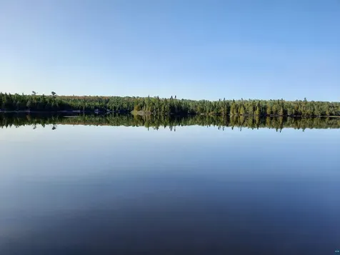 1268 Tom Lake Road Hovland MN 55606