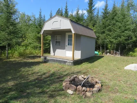 1268 Tom Lake Road Hovland MN 55606