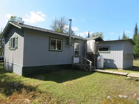 1268 Tom Lake Road Hovland MN 55606