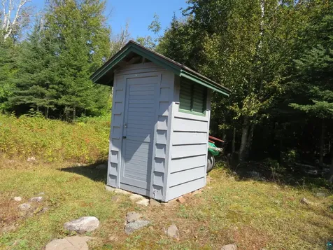1268 Tom Lake Road Hovland MN 55606