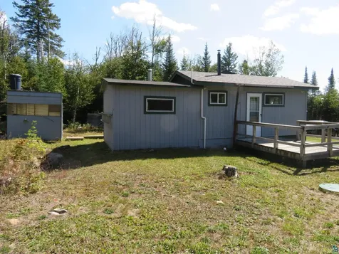 1268 Tom Lake Road Hovland MN 55606