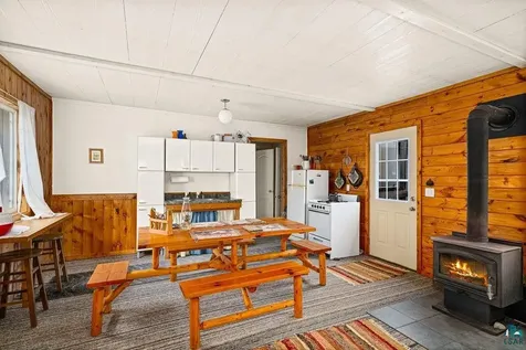 1268 Tom Lake Road Hovland MN 55606