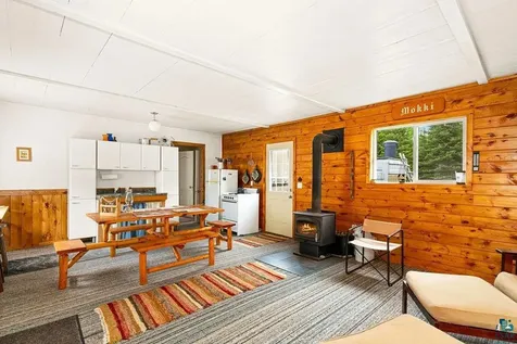 1268 Tom Lake Road Hovland MN 55606
