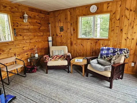 1268 Tom Lake Road Hovland MN 55606