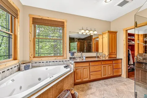 28 Quincy Drive Silver Bay MN 55614