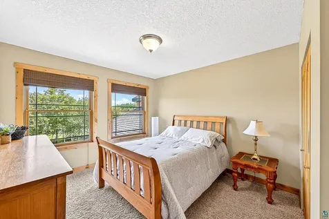 28 Quincy Drive Silver Bay MN 55614