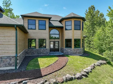 28 Quincy Drive Silver Bay MN 55614