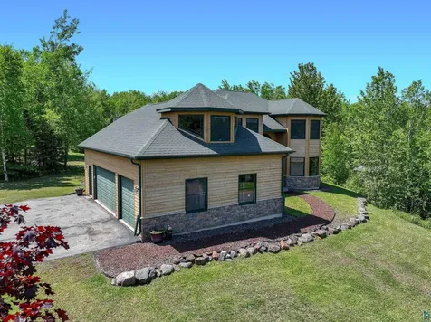 28 Quincy Drive Silver Bay MN 55614