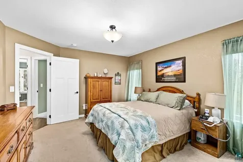 5286 Twin Pines Street Hermantown MN 55811