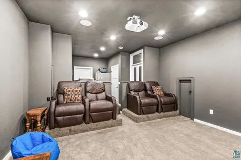 5286 Twin Pines Street Hermantown MN 55811