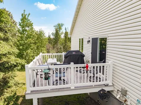 5286 Twin Pines Street Hermantown MN 55811