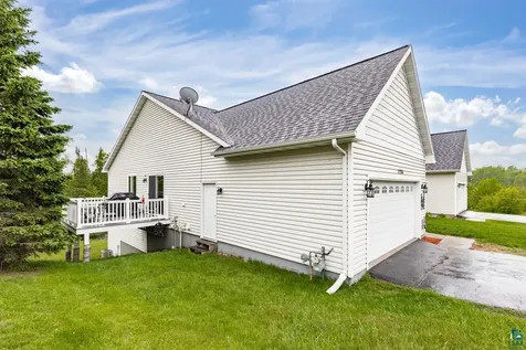 5286 Twin Pines Street Hermantown MN 55811