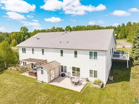 5286 Twin Pines Street Hermantown MN 55811